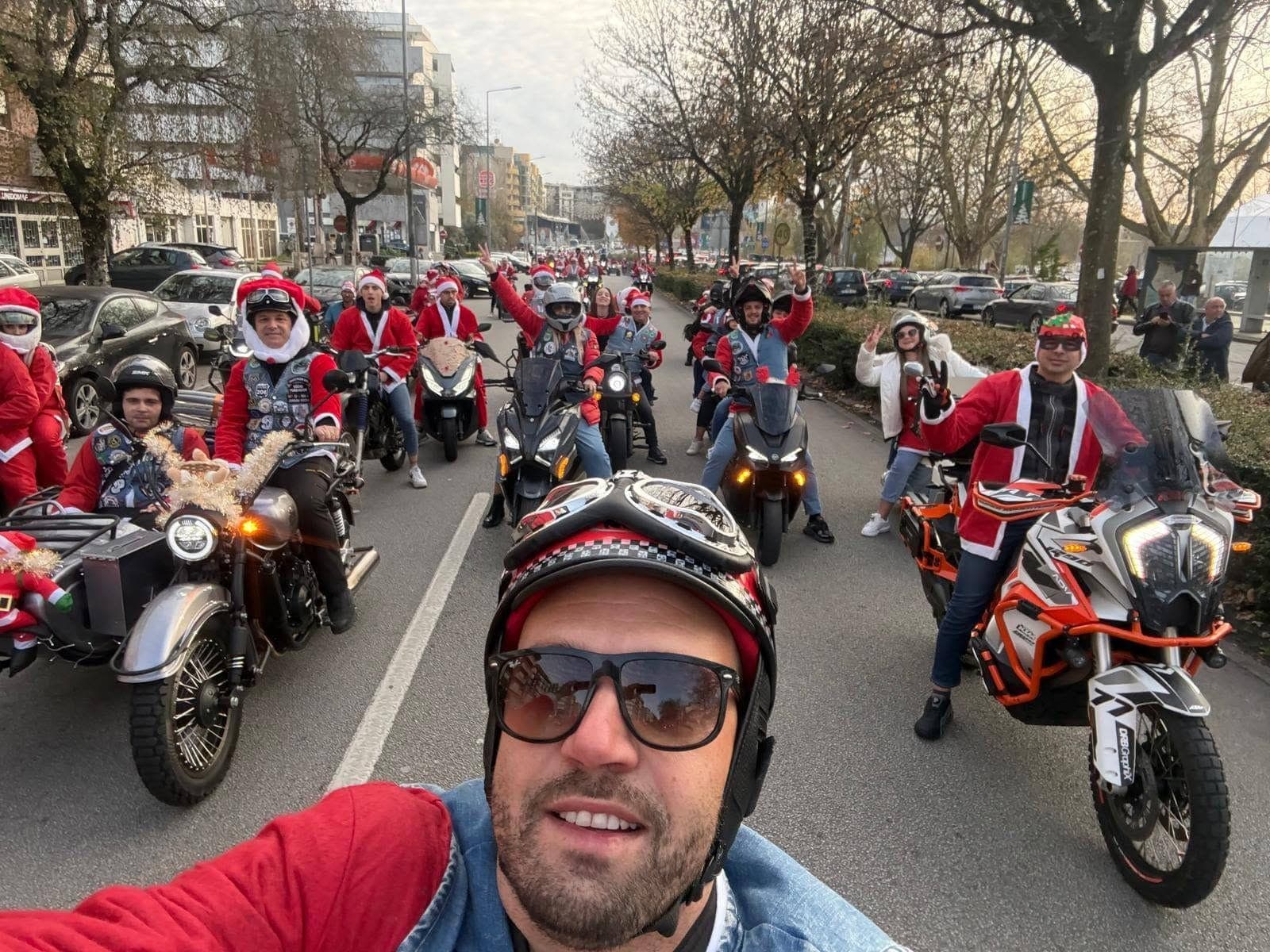 Desfile Motard de Pais Natal 2025 - foto 3